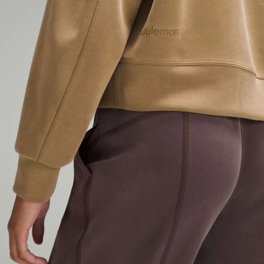 lululemon SOLD OUT Softstreme Cropped Crew Neck Pullover SZ 4 in Allspice - Picture 6 of 6